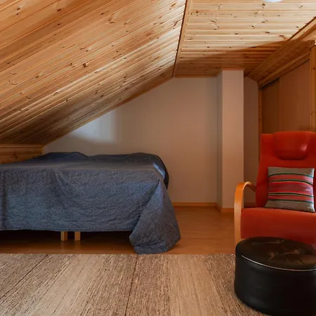 Polar Hideaway By Aavalevi