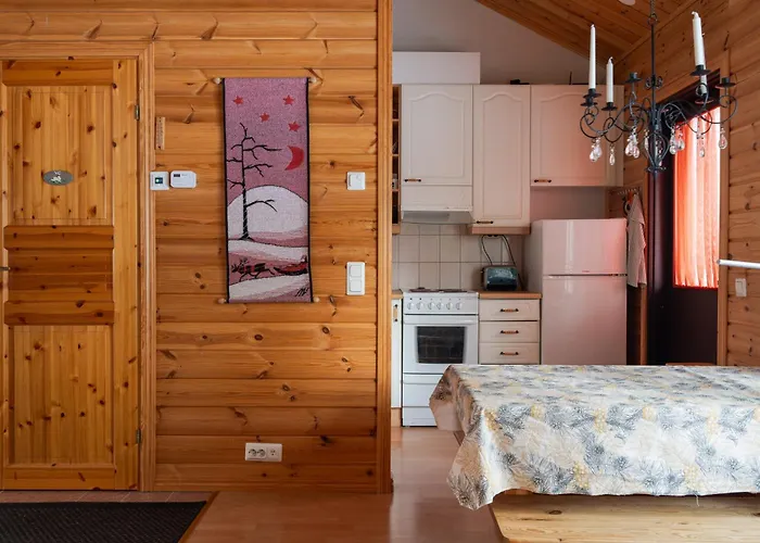 Polar Hideaway By Aavalevi *